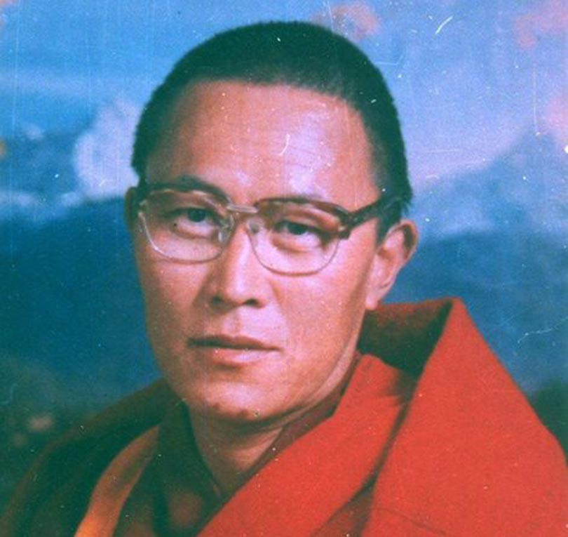 Muere_Tenzin_Delek_Rinpoche_Preso_2015