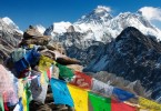 tibet-prayer-flags-everest_ATC