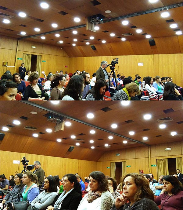 conferencia-publica-santiago-asistentes