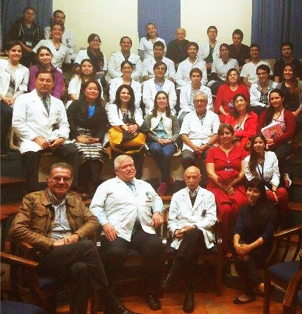 medicos-asistentes-conferencia-hospital-u-chile